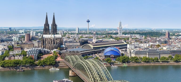 Geoplex erstellt Solarkataster für Köln